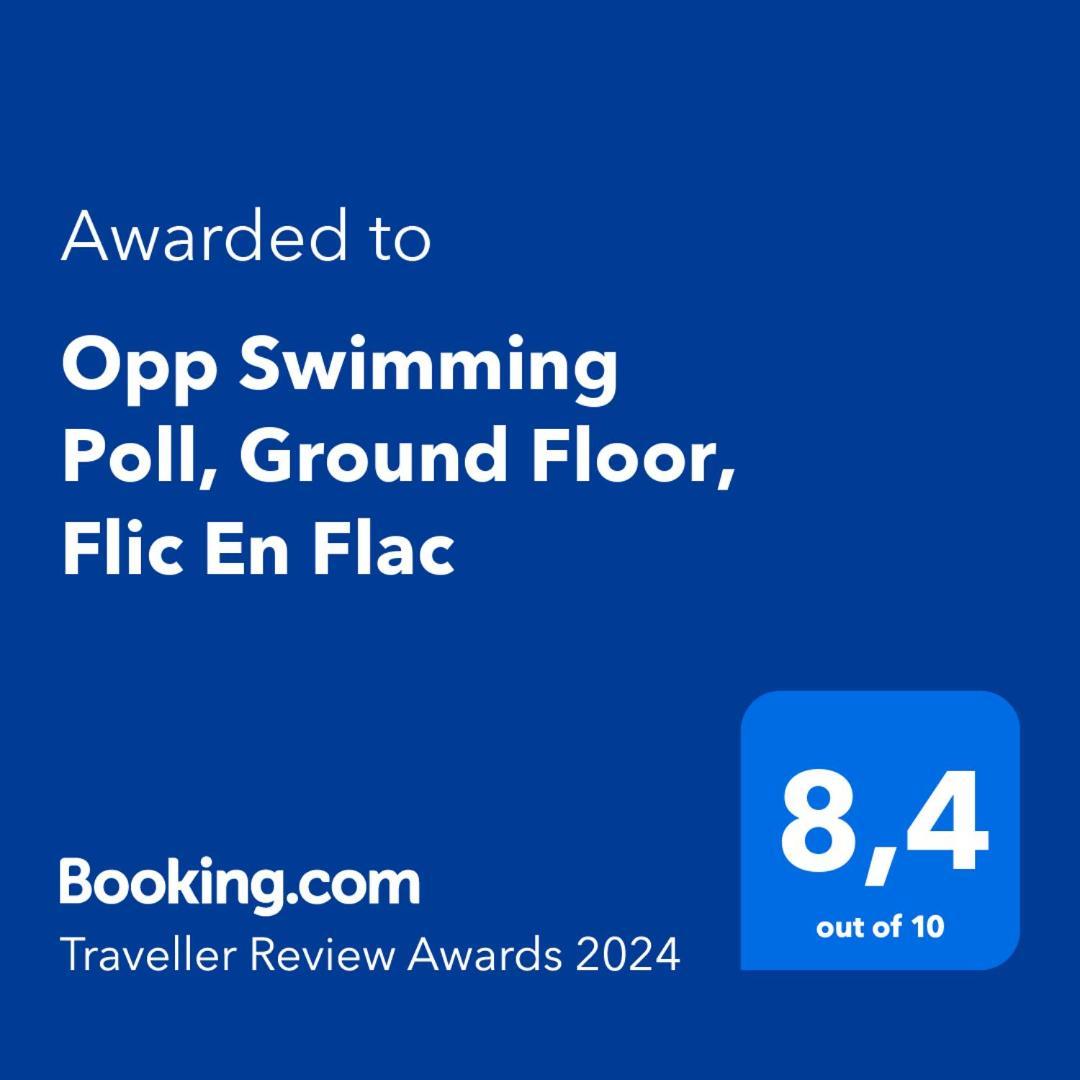 Opp Swimming Poll, Ground Floor, Flic En Flac Luaran gambar
